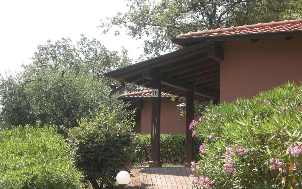 Villaggio Colombo Nuova Gestione Marina dʼMarina dʼAndora Buitenkant foto